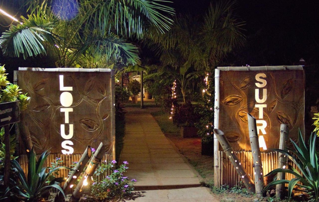 Lotus Sutra Hotel Arambol Buitenkant foto