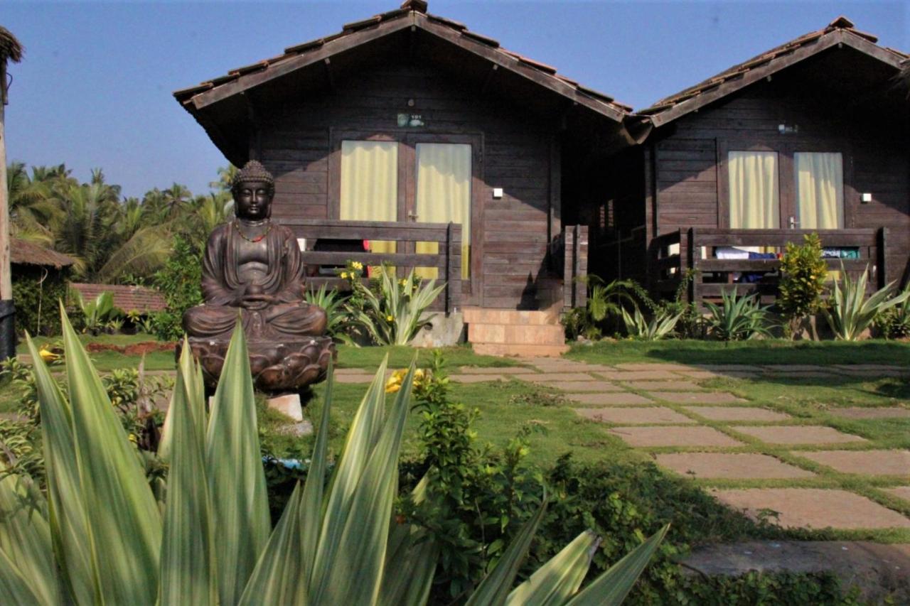 Lotus Sutra Hotel Arambol Buitenkant foto