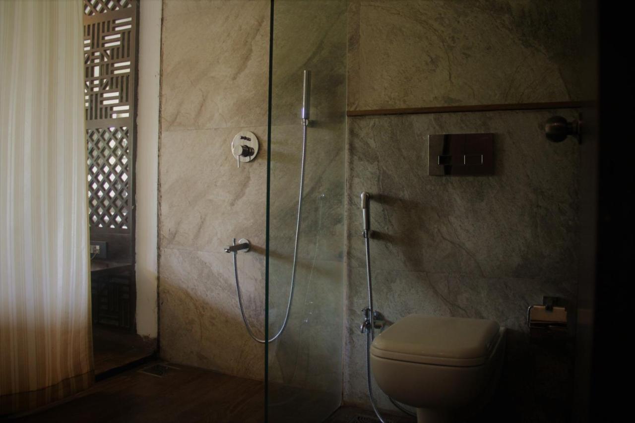 Lotus Sutra Hotel Arambol Buitenkant foto
