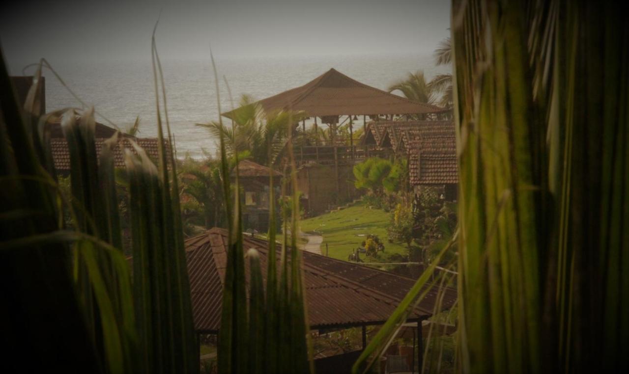 Lotus Sutra Hotel Arambol Buitenkant foto