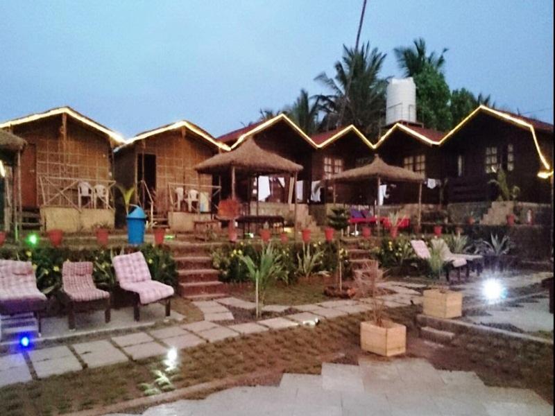 Lotus Sutra Hotel Arambol Buitenkant foto