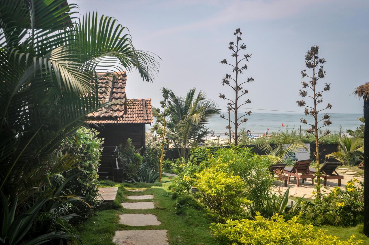 Lotus Sutra Hotel Arambol Buitenkant foto