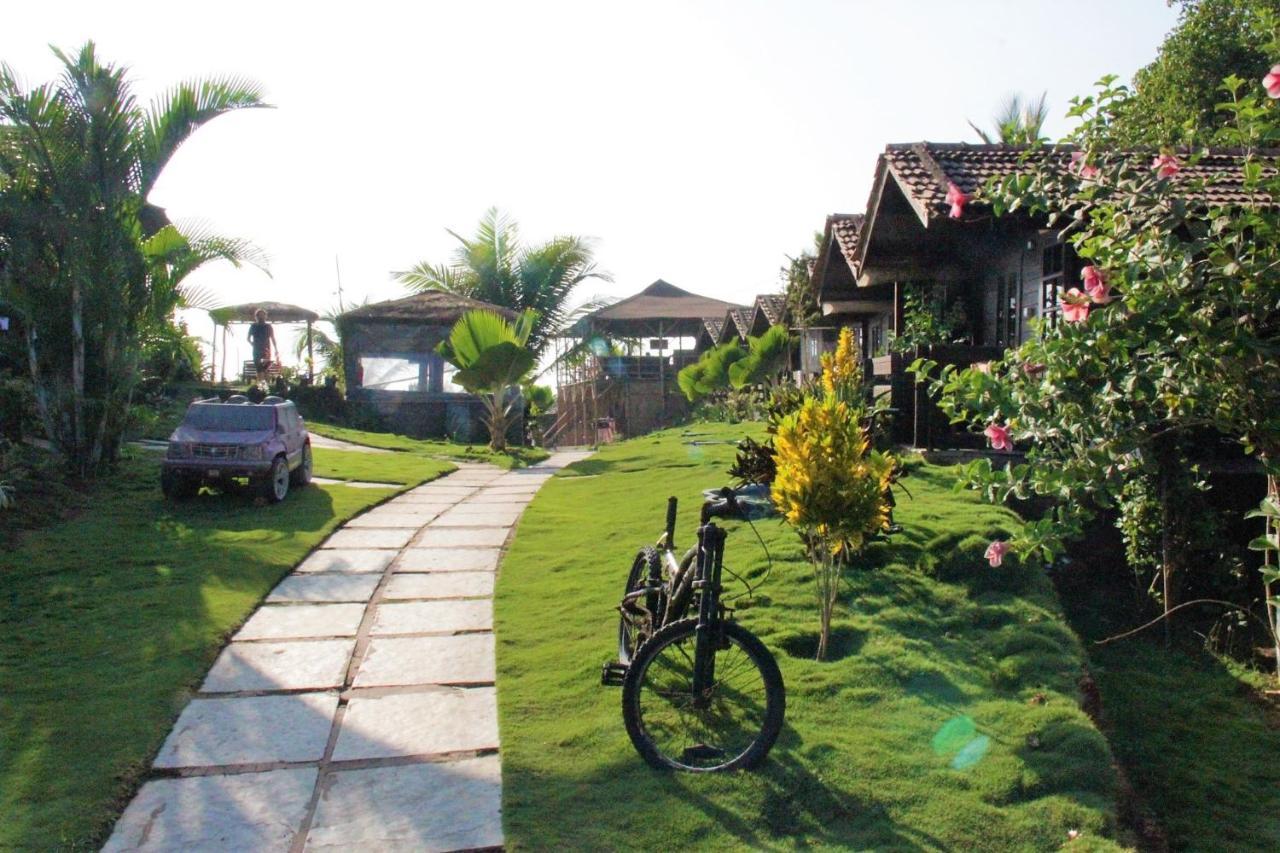 Lotus Sutra Hotel Arambol Buitenkant foto